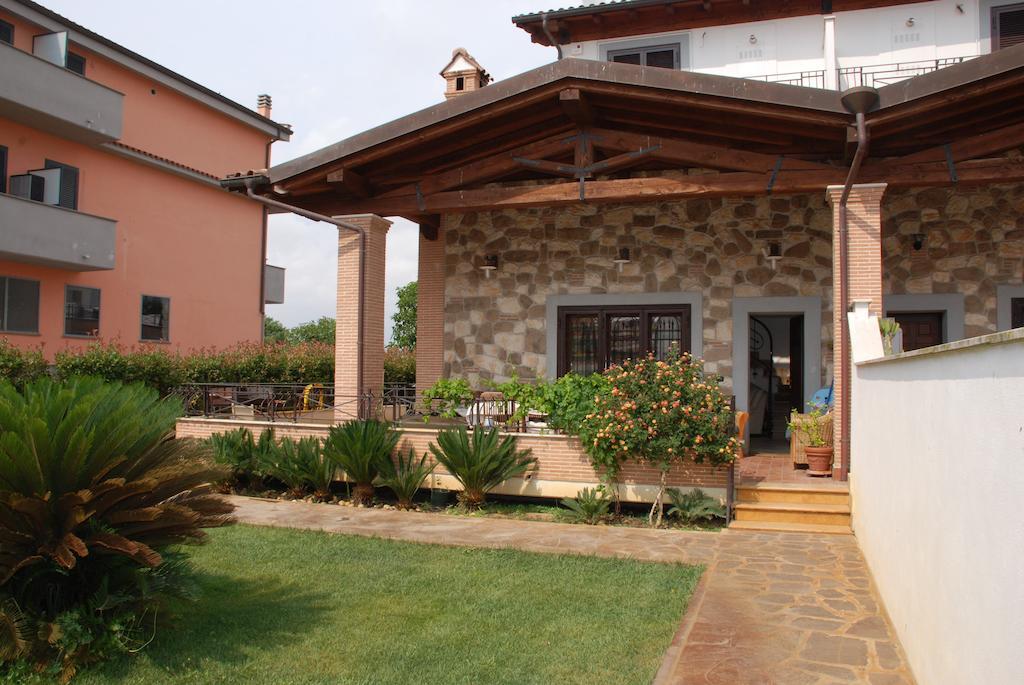 Villa Cecilia Фьюмичино Экстерьер фото